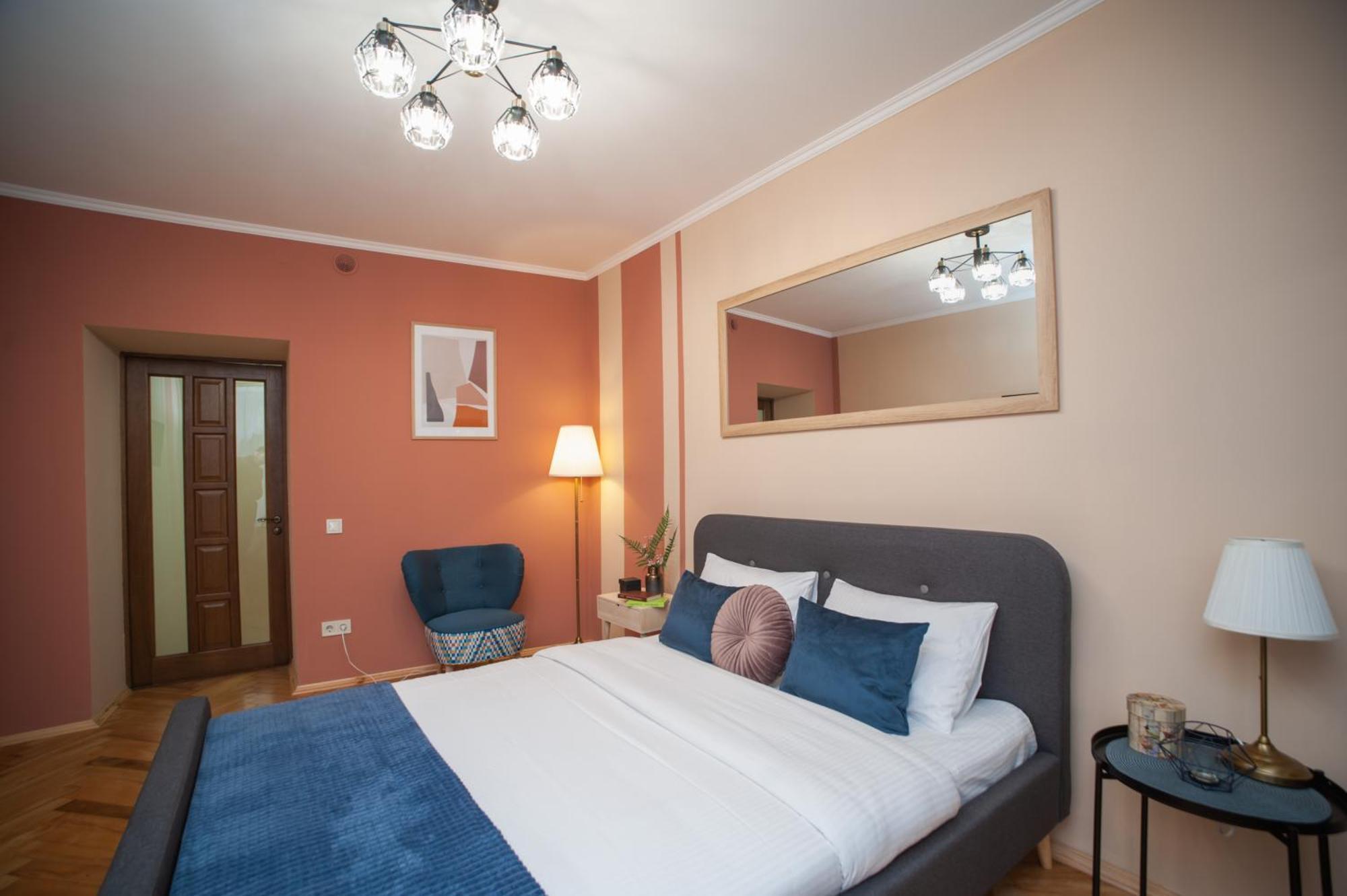 Romantic Suite, 3Mins To Rynok Square Leópolis Exterior foto